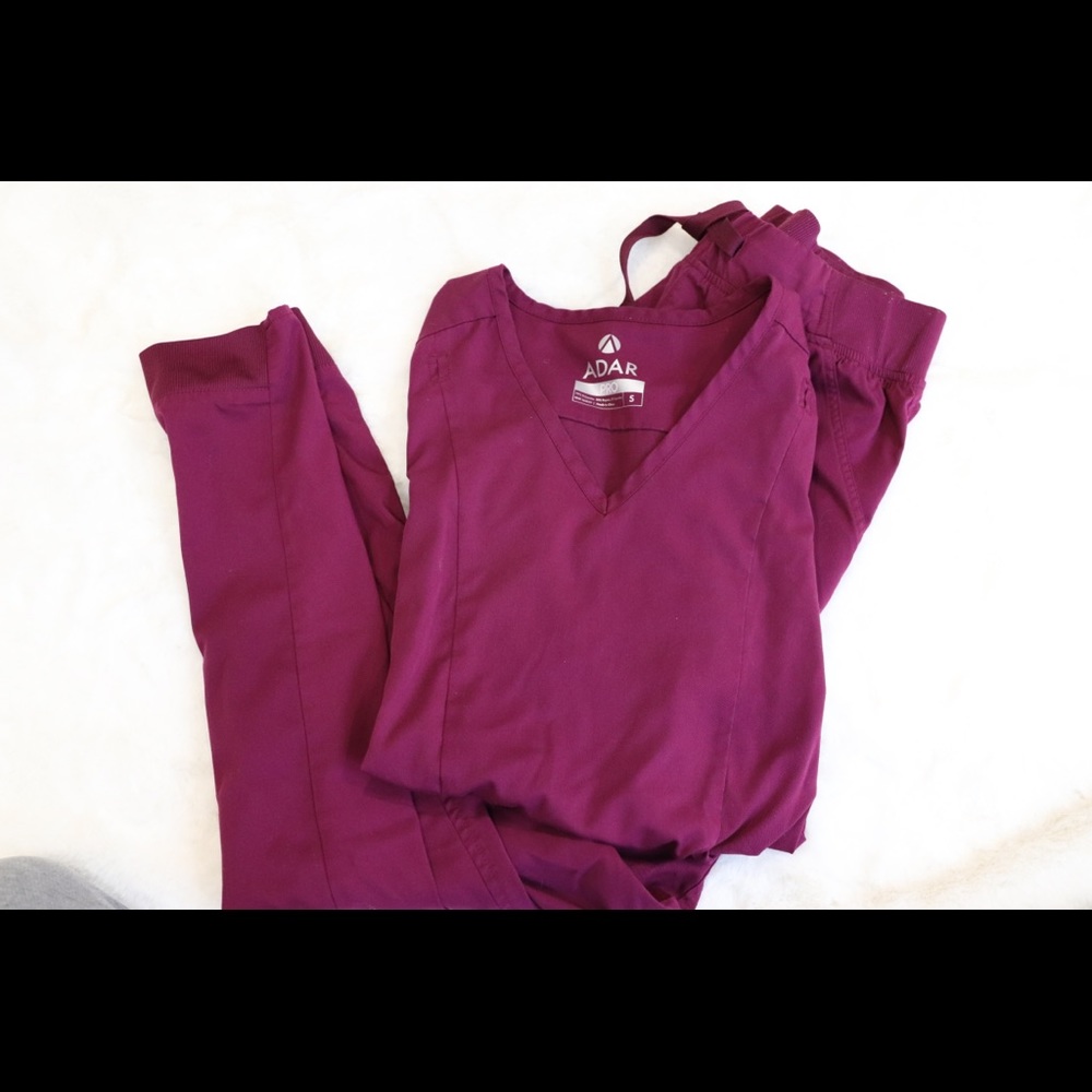 Adar pro scrub set lightly worn